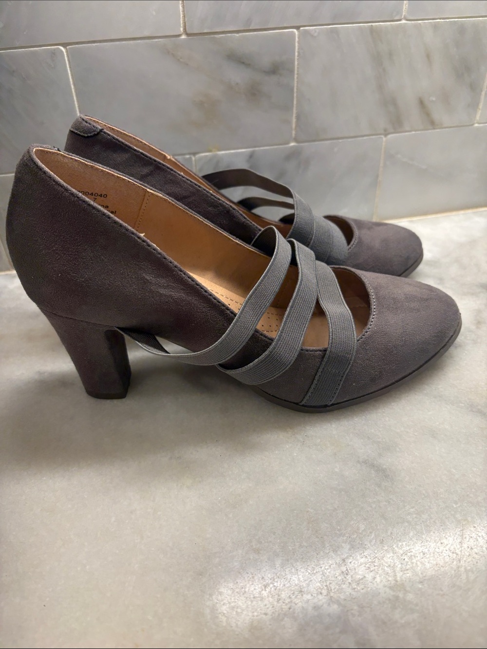 Classic Women's Gray Suede Cross-Strap Pumps